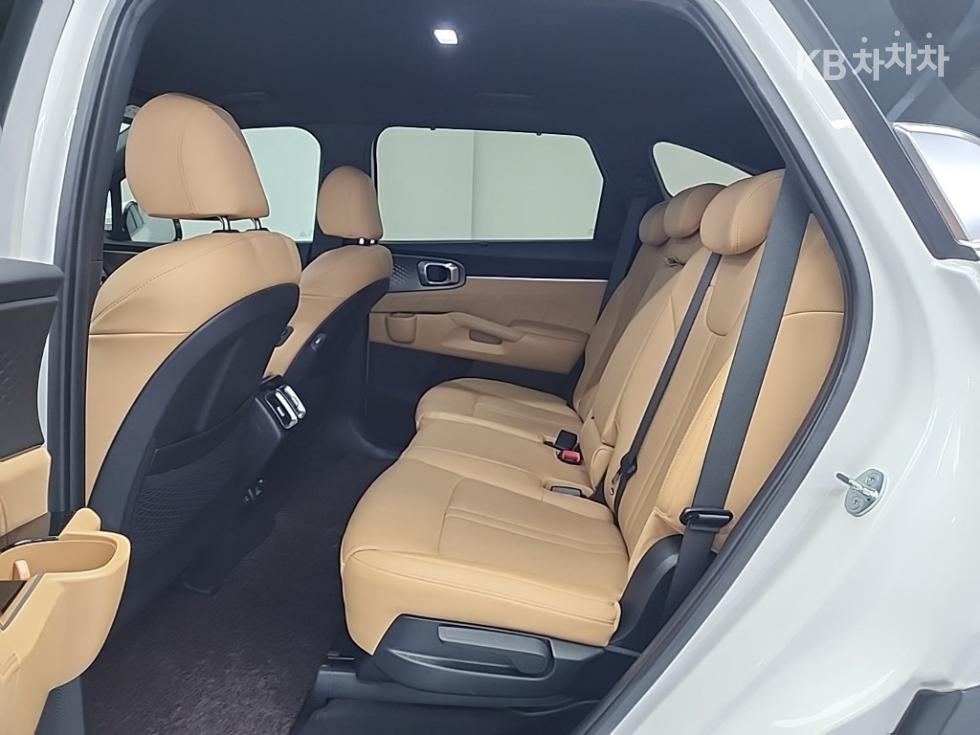 2023 - kia sorento