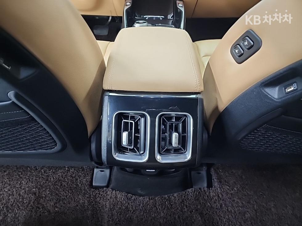 2023 - kia sorento