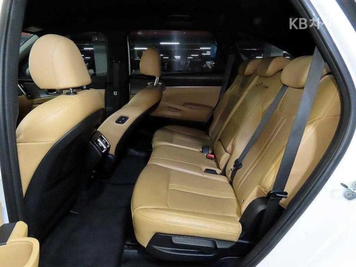 Kia Sorento Hybrid 1.6 HEV Prestige 8