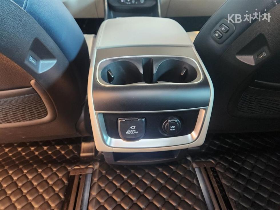 2025 - kia carnival