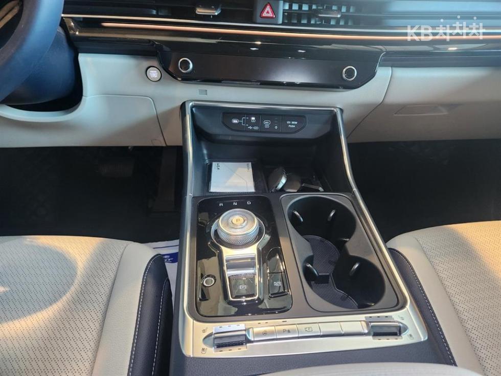 2025 - kia carnival