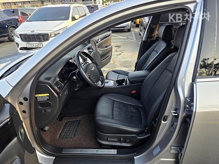 Hyundai Genesis BH330 MODERN Special 5