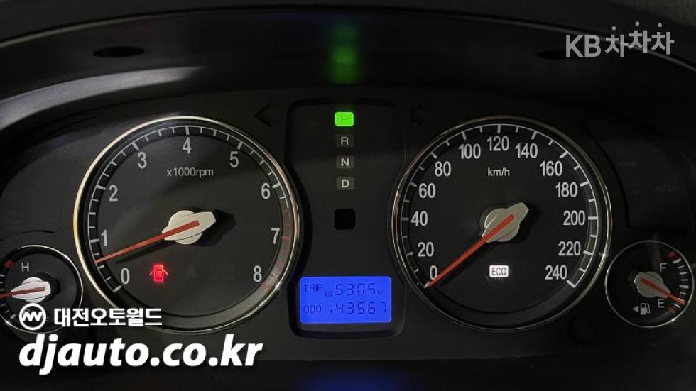 Hyundai Grandeur — miniaturë 12