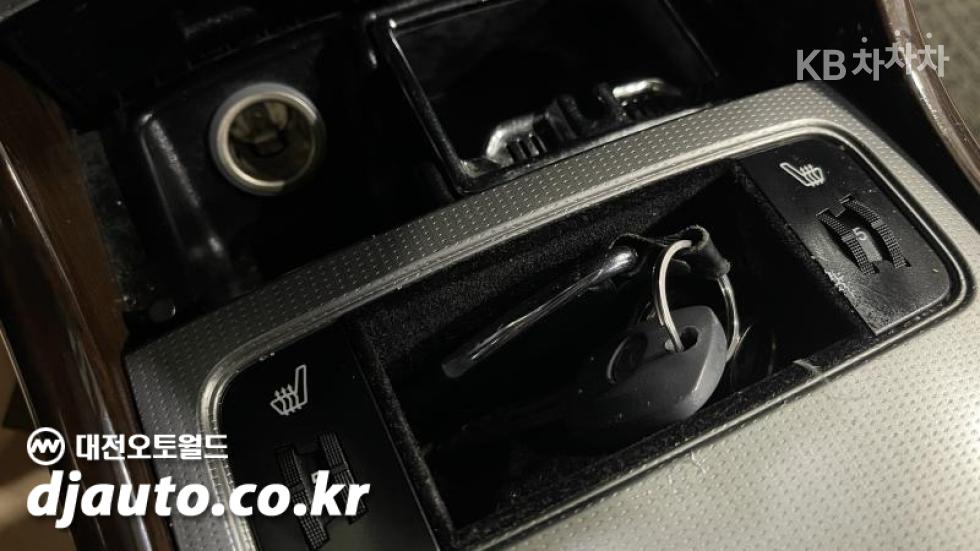 Hyundai Grandeur — miniaturë 16