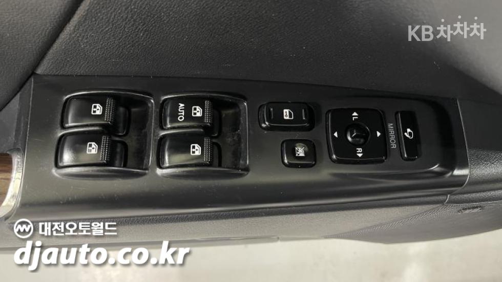 Hyundai Grandeur — miniaturë 19