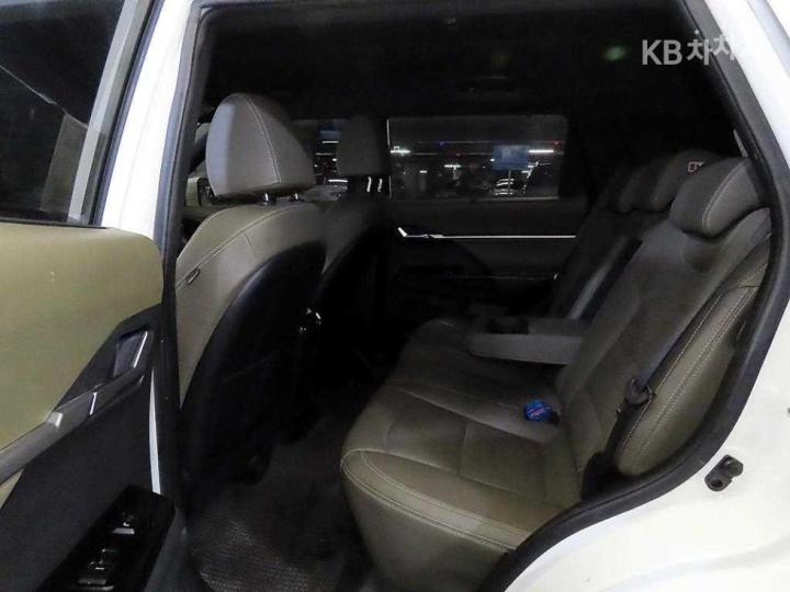 KG Mobility (Ssangyong) Torres J100 1.5 GDI Turbo T7 8