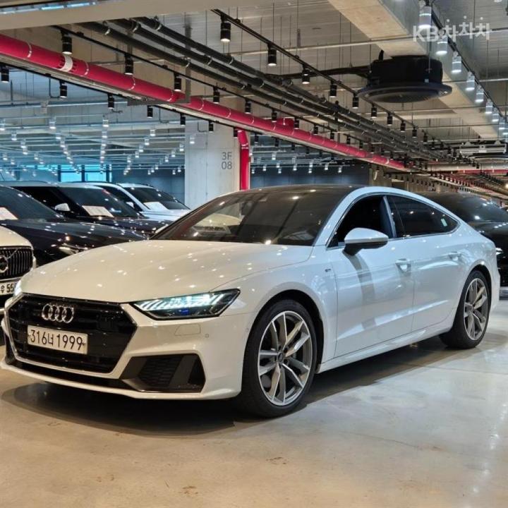 Audi A7 4K8 55 TFSI Quattro Premium 2