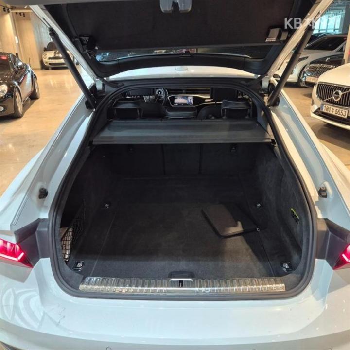 Audi A7 4K8 55 TFSI Quattro Premium 4
