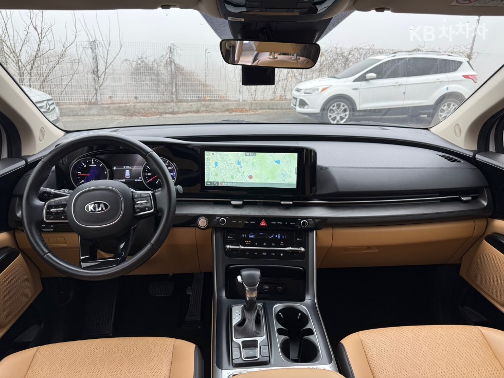 2021 - kia carnival