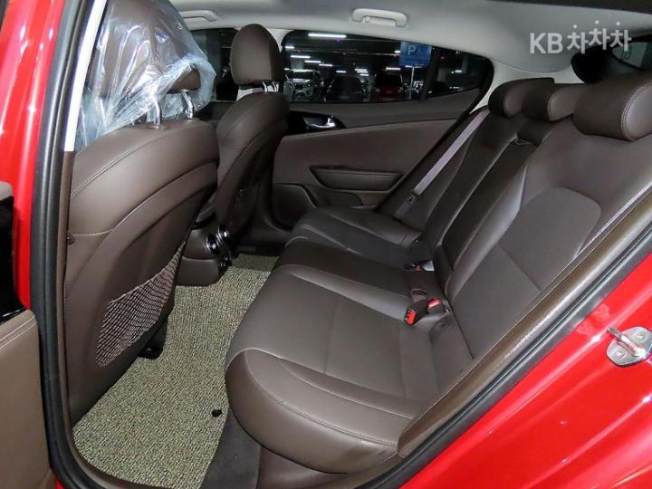 Kia Stinger 2.0 Turbo 4WD Prime 8