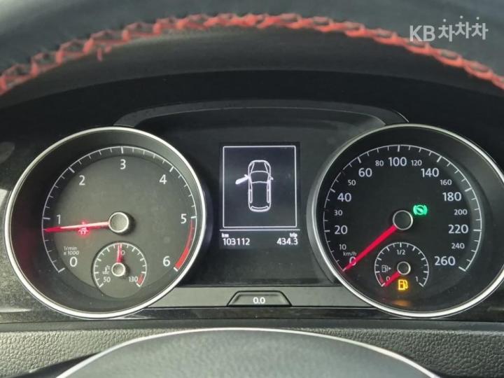 Volkswagen Golf 2.0 TDI MK7 7