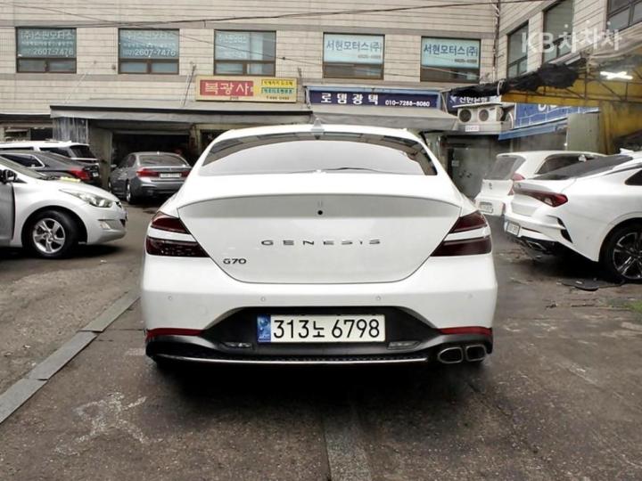 Genesis G70 2.0T Standard 4