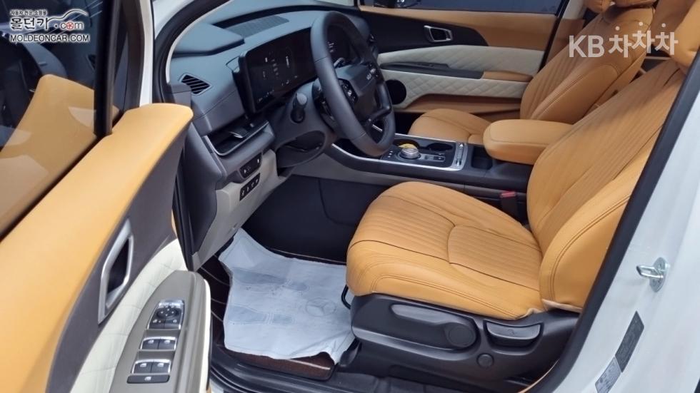 2025 - kia carnival