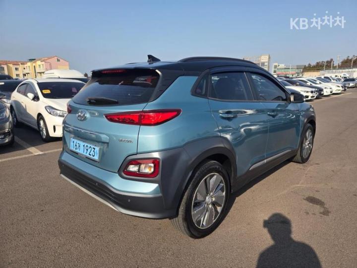 Hyundai Kona Electric Premium 4