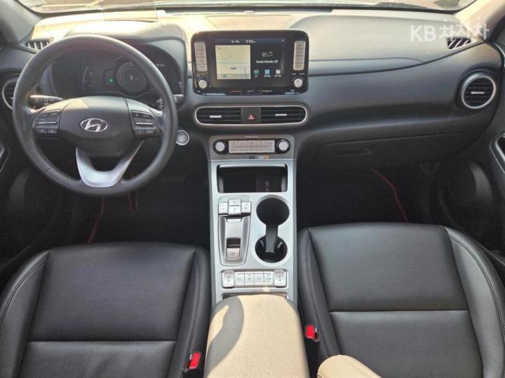 Hyundai Kona Electric Premium 8