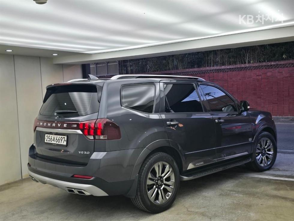 2020 - kia mohave