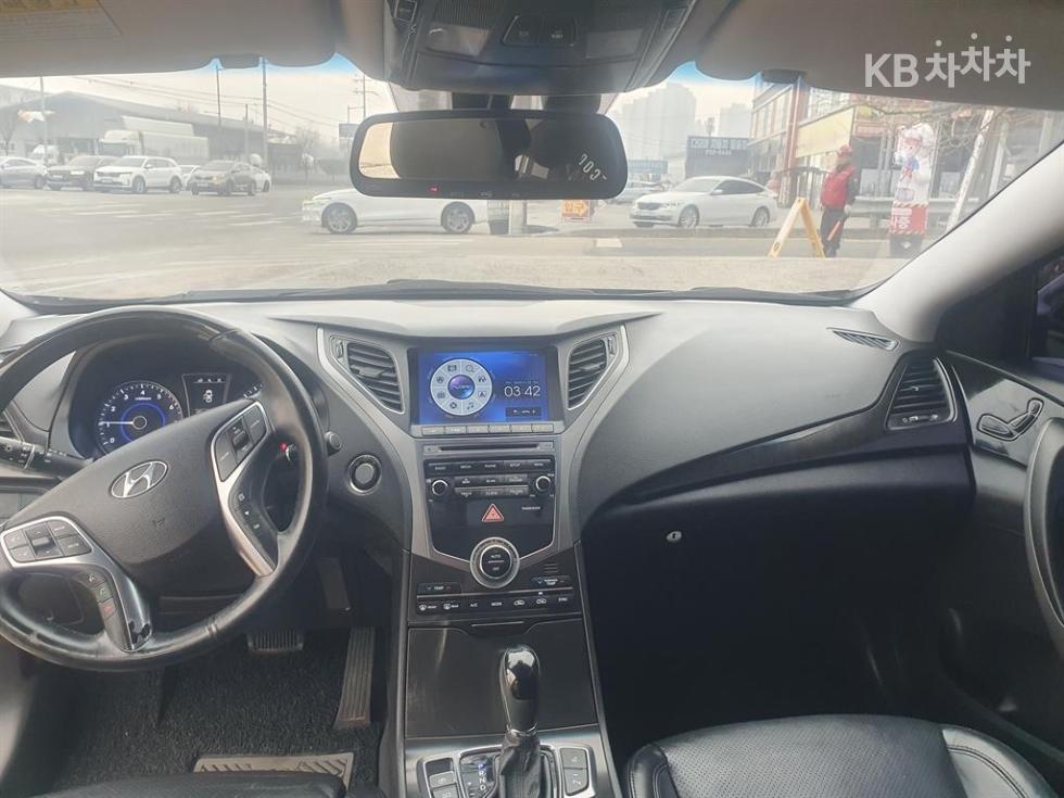 Hyundai Grandeur — miniaturë 19