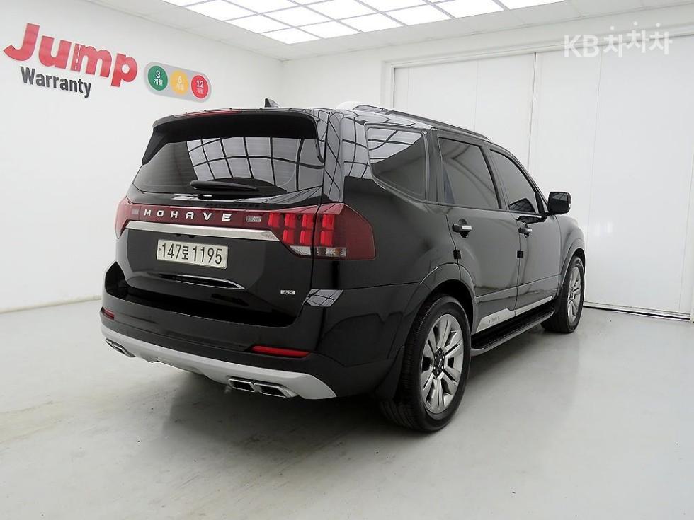 2022 - kia mohave