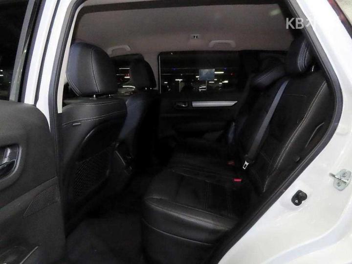 Renault QM6 2.0 GDe 2WD LE 8