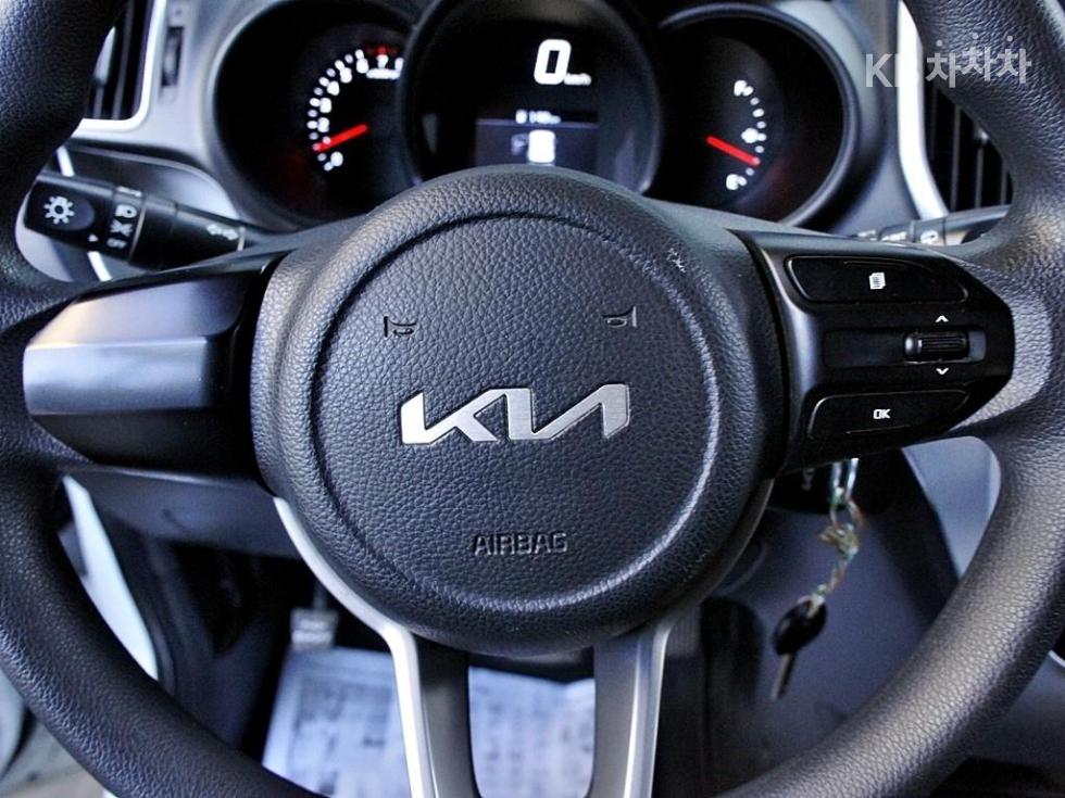 2022 - kia ray