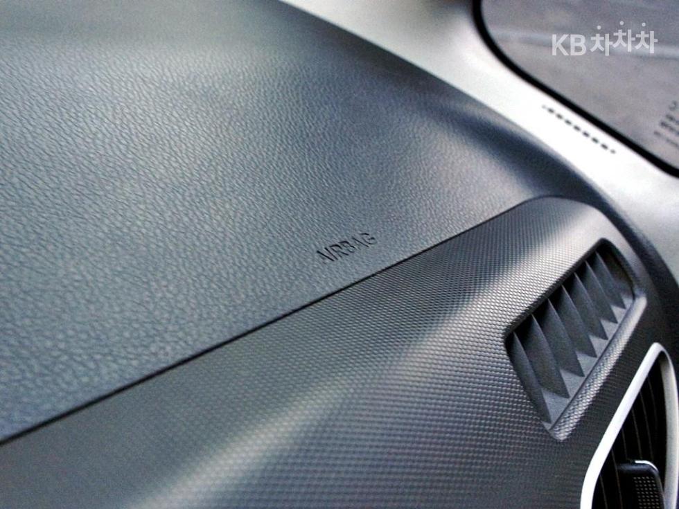 2022 - kia ray