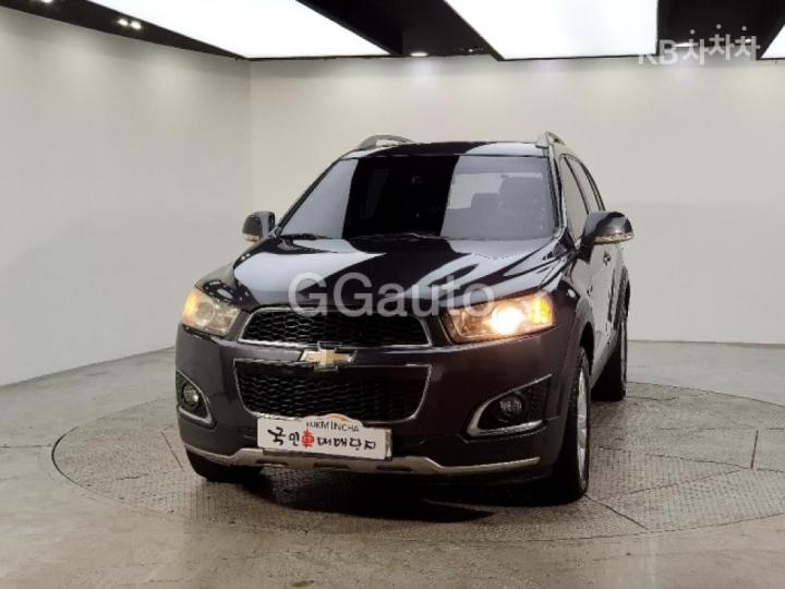 Chevrolet Captiva 2WD LT 2