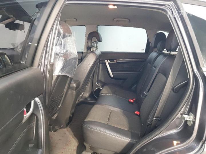 Chevrolet Captiva 2WD LT 10