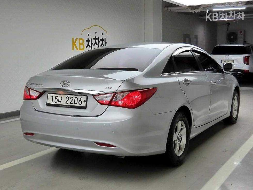 Hyundai Sonata — miniaturë 4