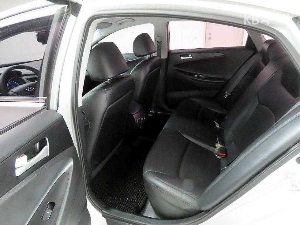Hyundai Sonata — miniaturë 14