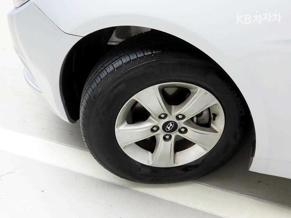 Hyundai Sonata — miniaturë 18