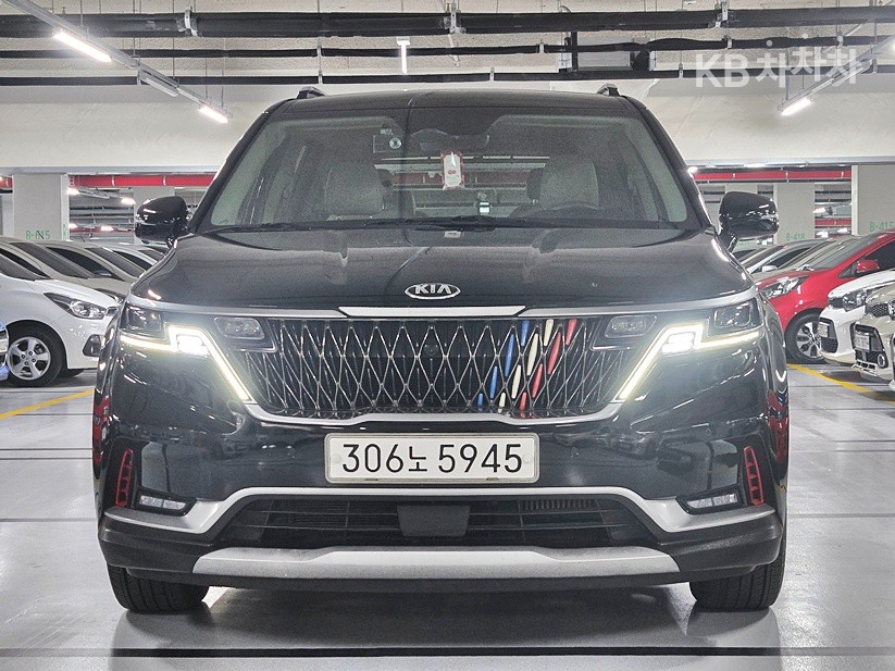 2021 - kia carnival