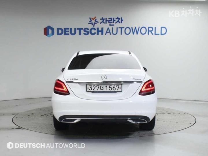 Mercedes-Benz C-Class C220 d 4Matic W205 5