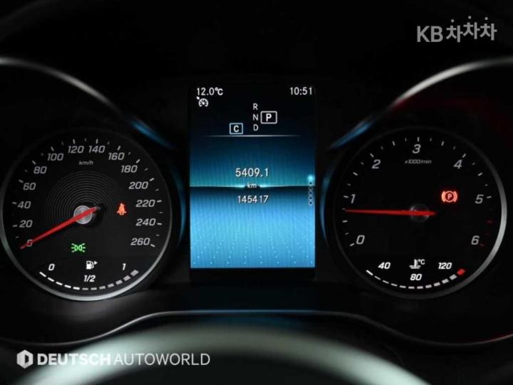 Mercedes-Benz C-Class C220 d 4Matic W205 9