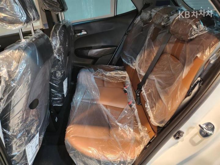 Kia Morning 1.0 Gasoline Signature - фото 7