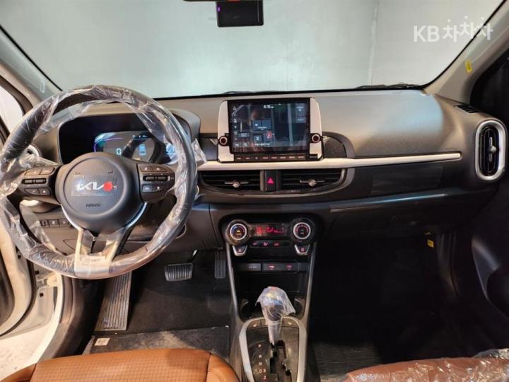 Kia Morning 1.0 Gasoline Signature - фото 8