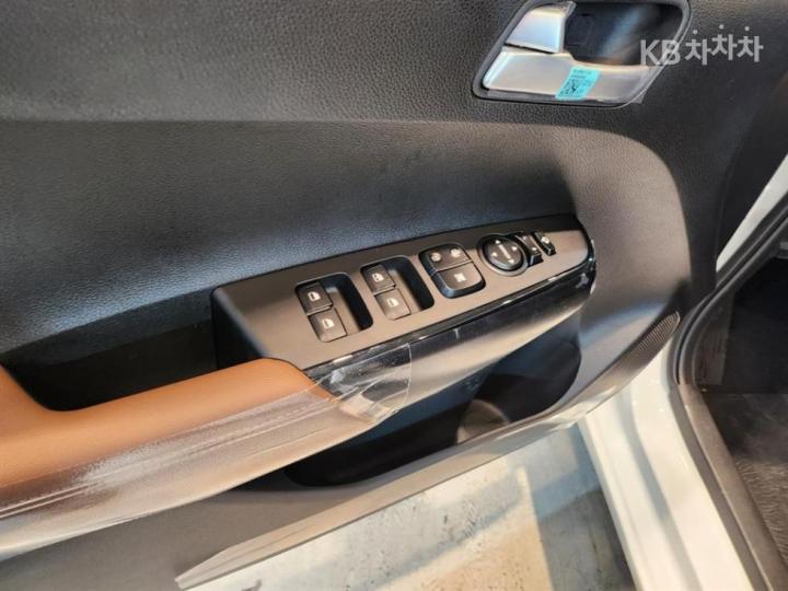 Kia Morning 1.0 Gasoline Signature - фото 11