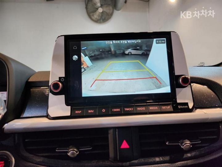 Kia Morning 1.0 Gasoline Signature - фото 14