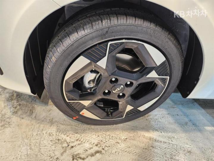 Kia Morning 1.0 Gasoline Signature - фото 17