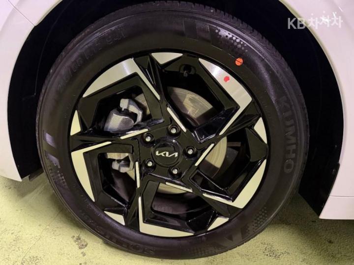 Kia K5 2.0 LPG Prestige - фото 22