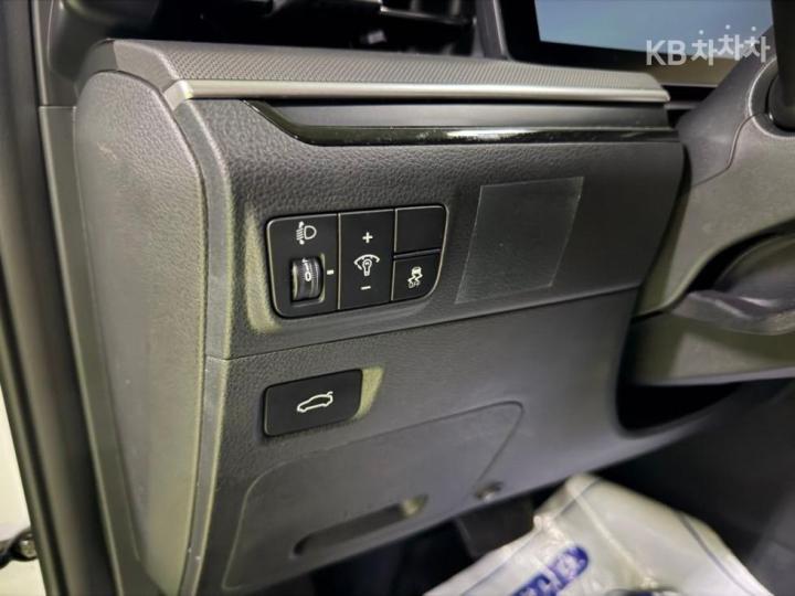 Kia K5 2.0 LPG Prestige - фото 16