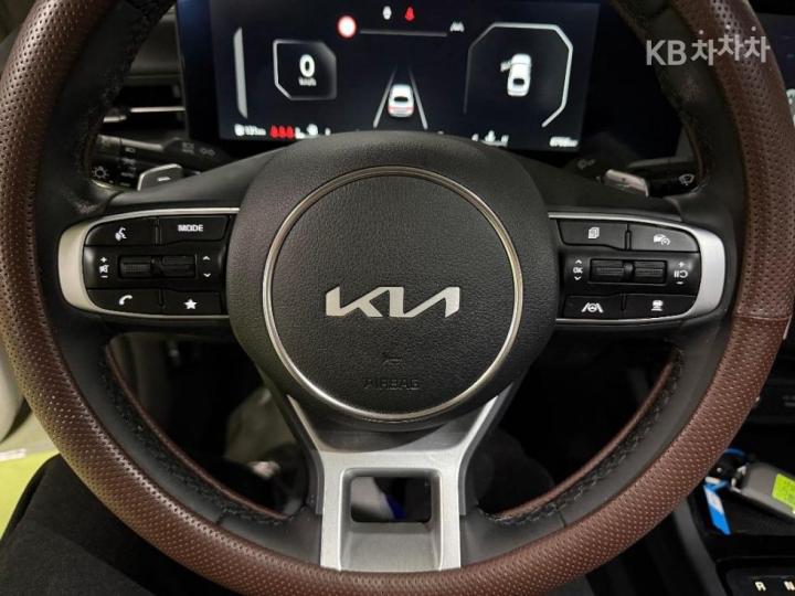 Kia K5 2.0 LPG Prestige - фото 18