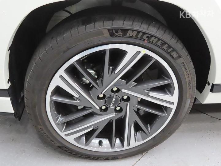 KG Mobility (Ssangyong) Actyon Hybrid J120 2WD S8 Base Type 6