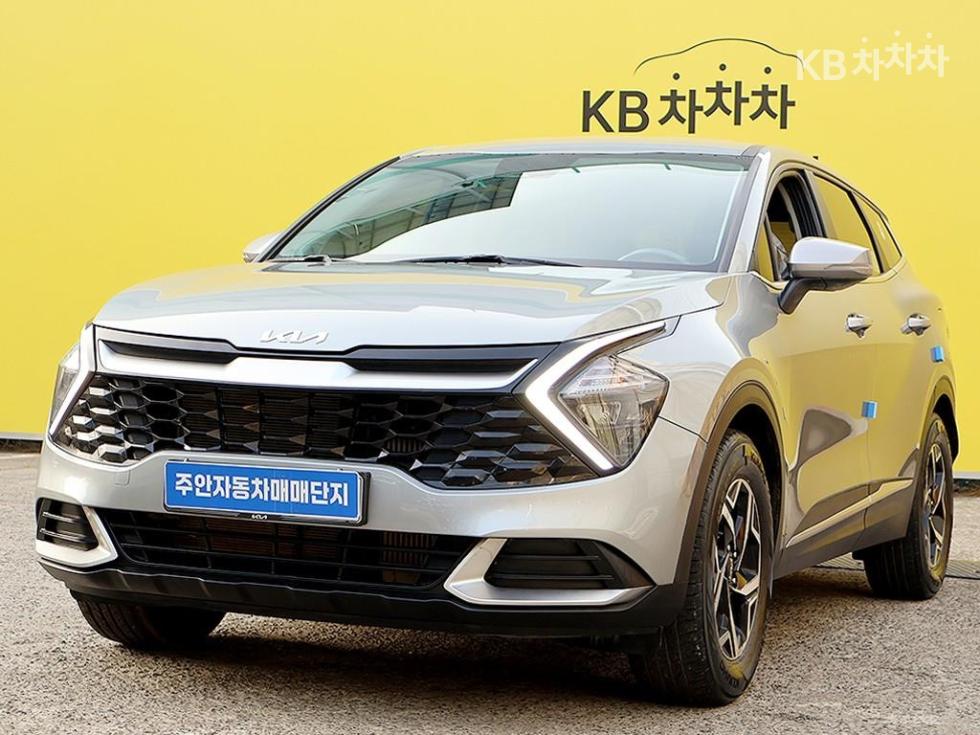 2022 - kia sportage