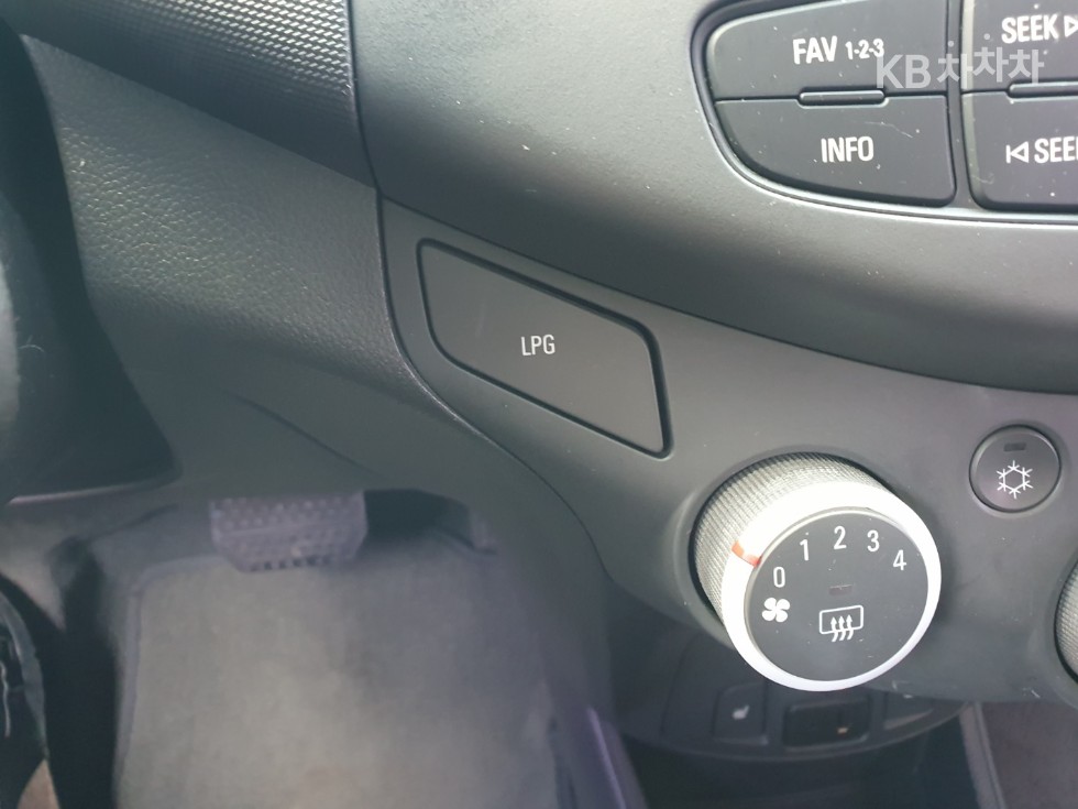 Chevrolet Spark — miniaturë 8