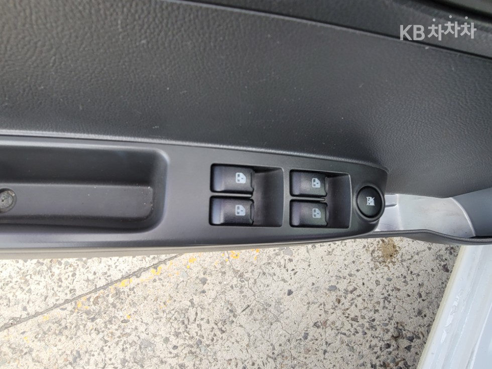 Chevrolet Spark — miniaturë 15