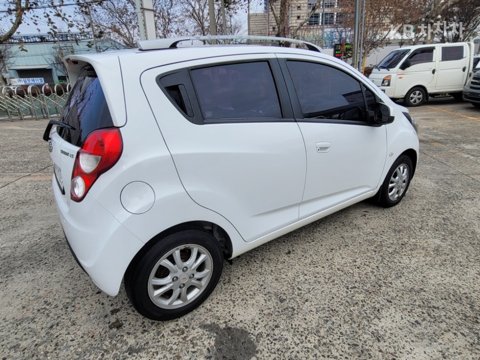 Chevrolet Spark — miniaturë 21