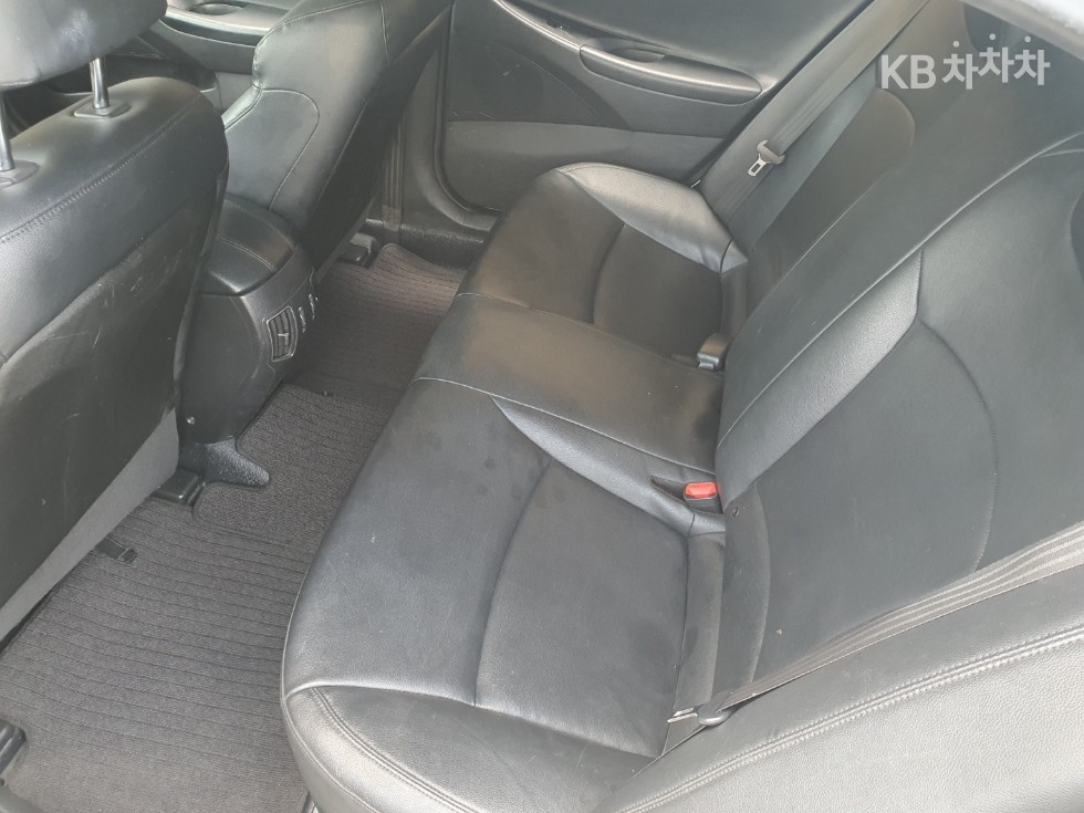 Hyundai Sonata — miniaturë 18