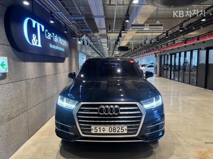 Audi Q7 New 3.0 35 TDI Quattro Comfort 3