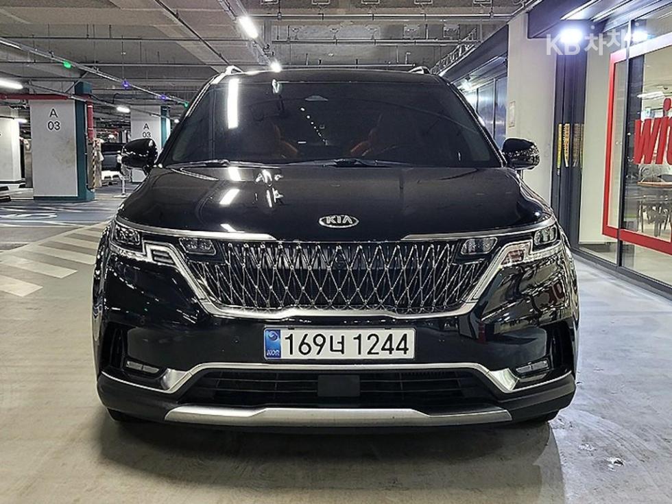 2021 - kia carnival