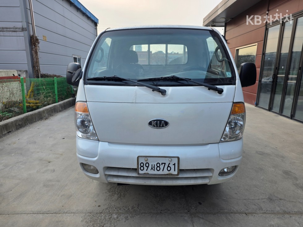 2010 - kia bongo iii